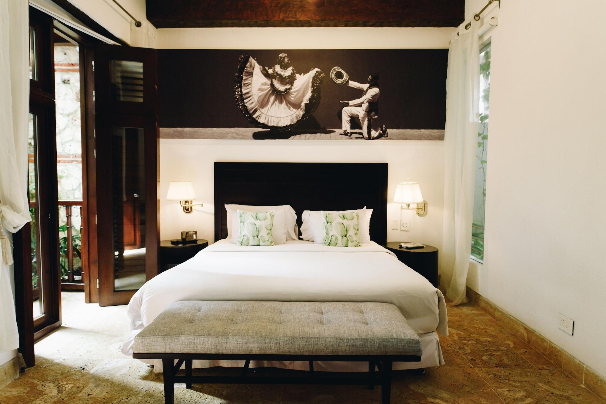Boutique Santo Toribio 4*