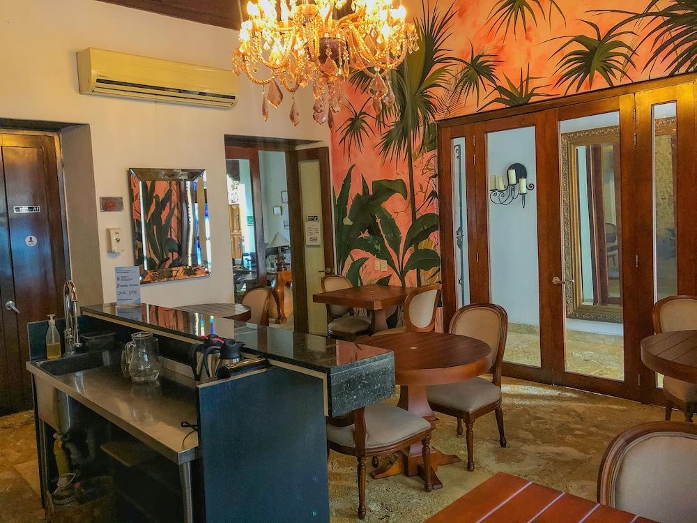 Boutique Santo Toribio Hotel