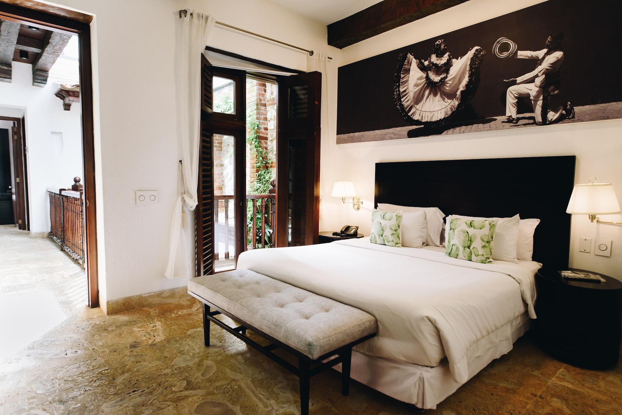 Boutique Santo Toribio 4*